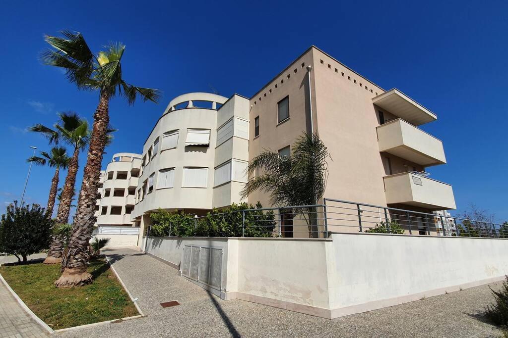 "Elle Home" Attico Panoramico Lecce Buitenkant foto